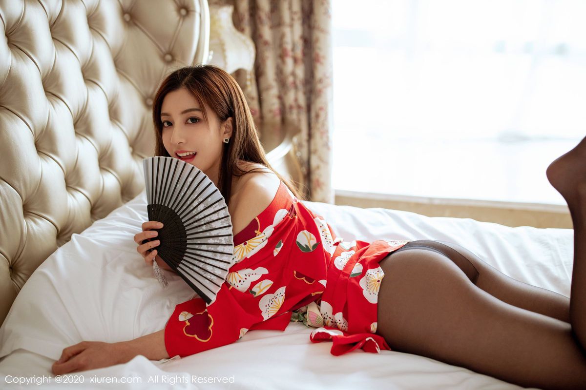 秀人网美女模特林文文yooki黑丝美腿和服主题极致性感写真