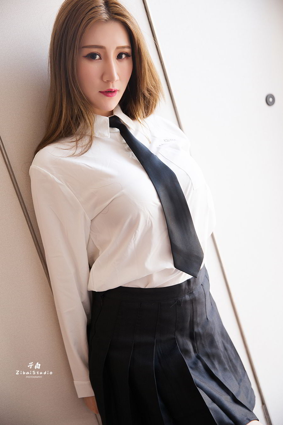 头条女神美女模特Miss玄子白衬衫校服诱惑制服性感写真