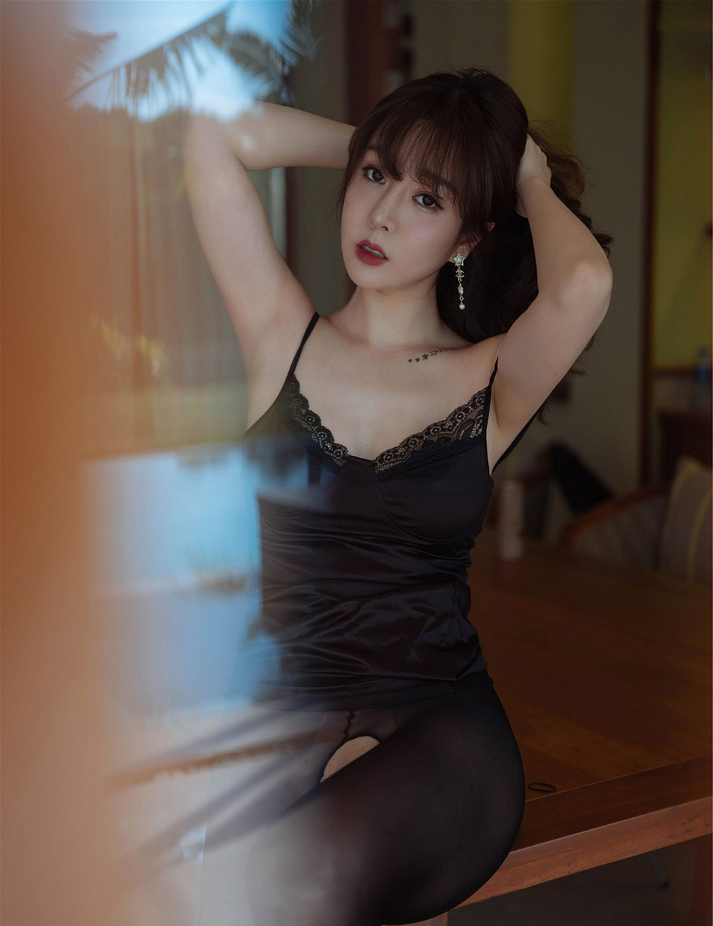 王雨纯性感无限的风情和妩媚