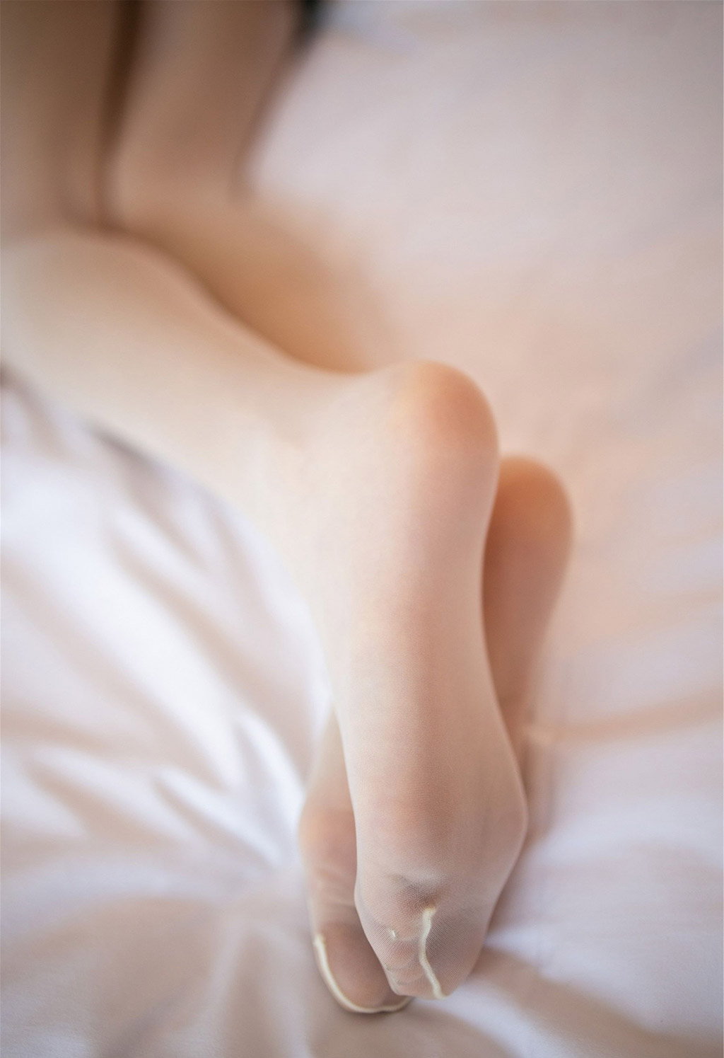 杨晨晨sugar灵动销魂的丝袜美腿魅惑