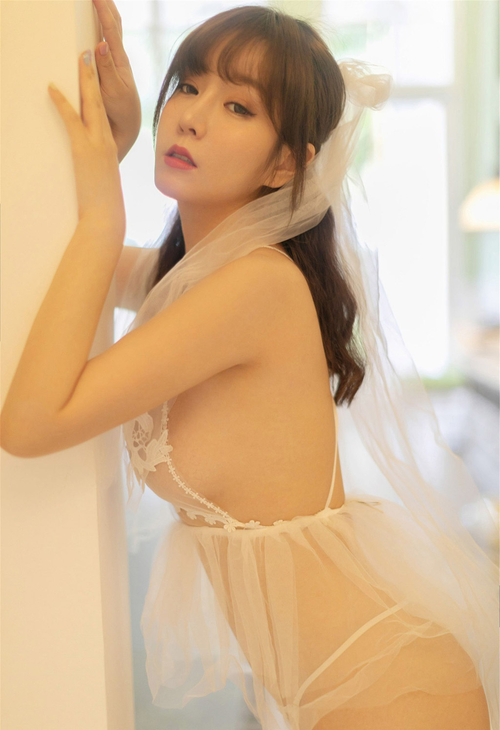 王雨纯镂空内衣与隐约透视薄纱系列