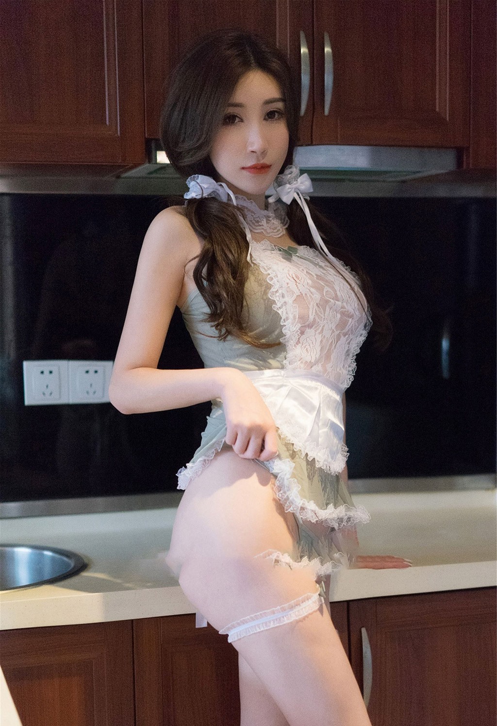 孙梦瑶V镂空半透魅惑情趣内衣