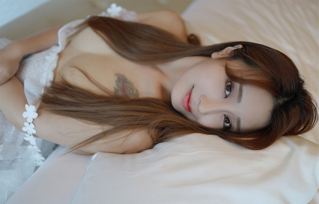 奈美nana半透的精致内衣无法包裹的罪恶