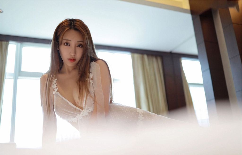 奈美nana半透的精致内衣无法包裹的罪恶