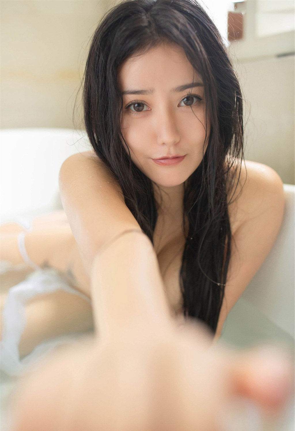 Manuela玛鲁娜性感蕾丝诱人浴室湿身系列