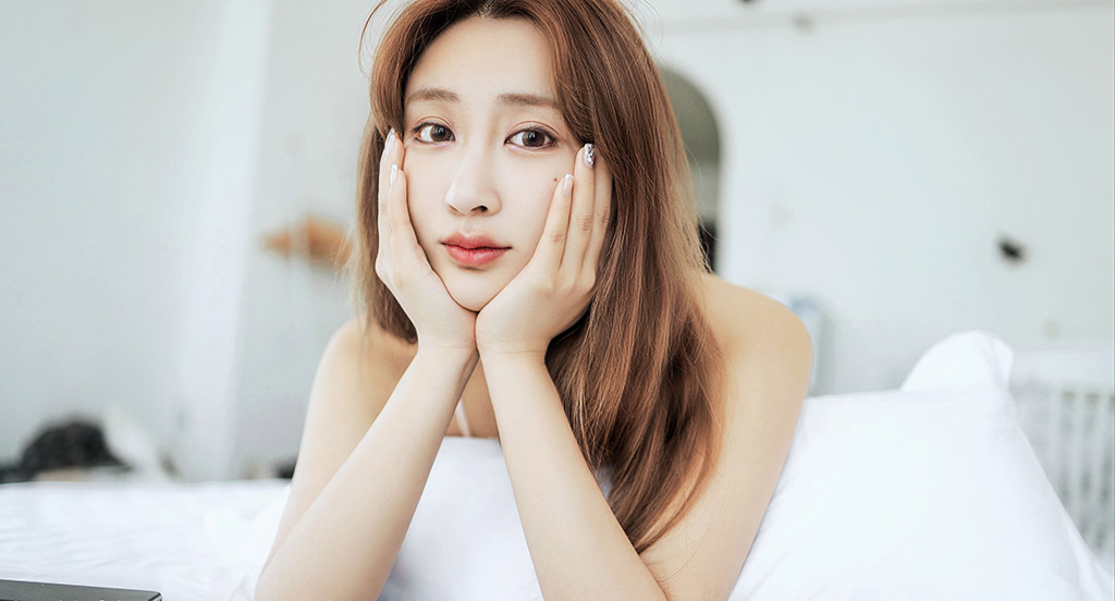 林子欣若有若无的半透内衣极致诱惑