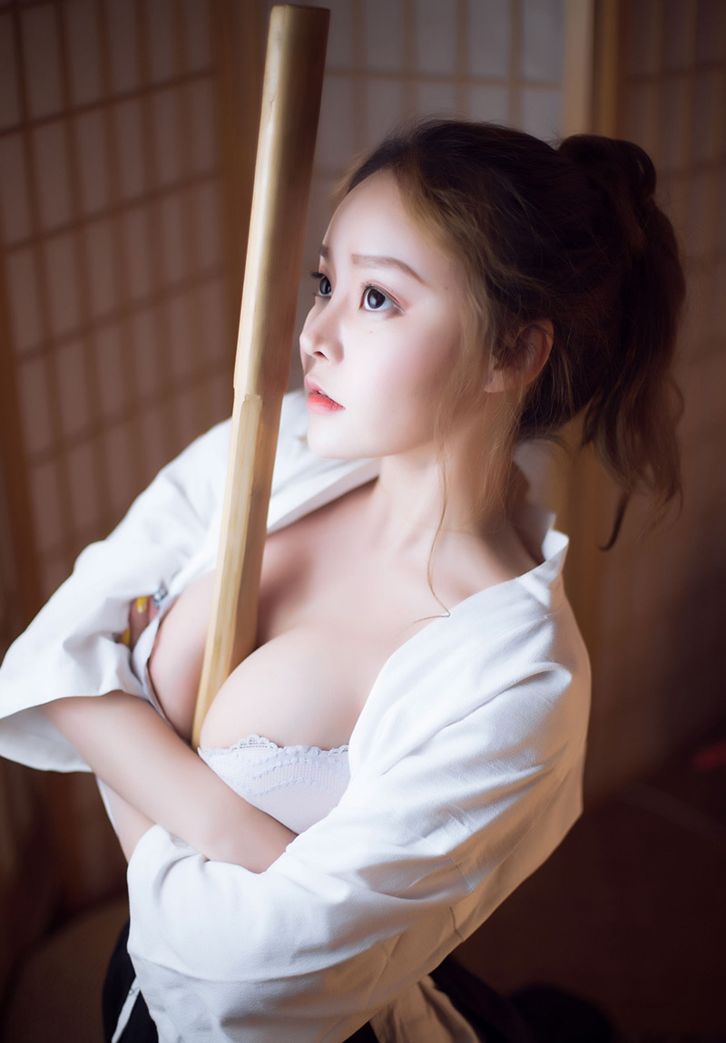 美胸少女柳侑绮剣道の女性感撩人