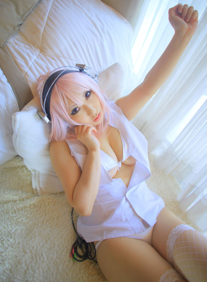 性感爆乳妹子双峰傲人