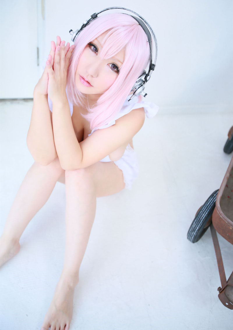 性感爆乳妹子双峰傲人