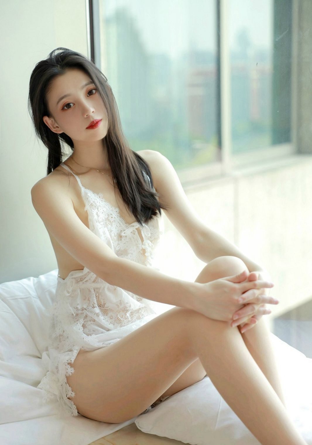 言沫完美青秀美女超诱惑美腿肉丝袜蕾丝情趣写真