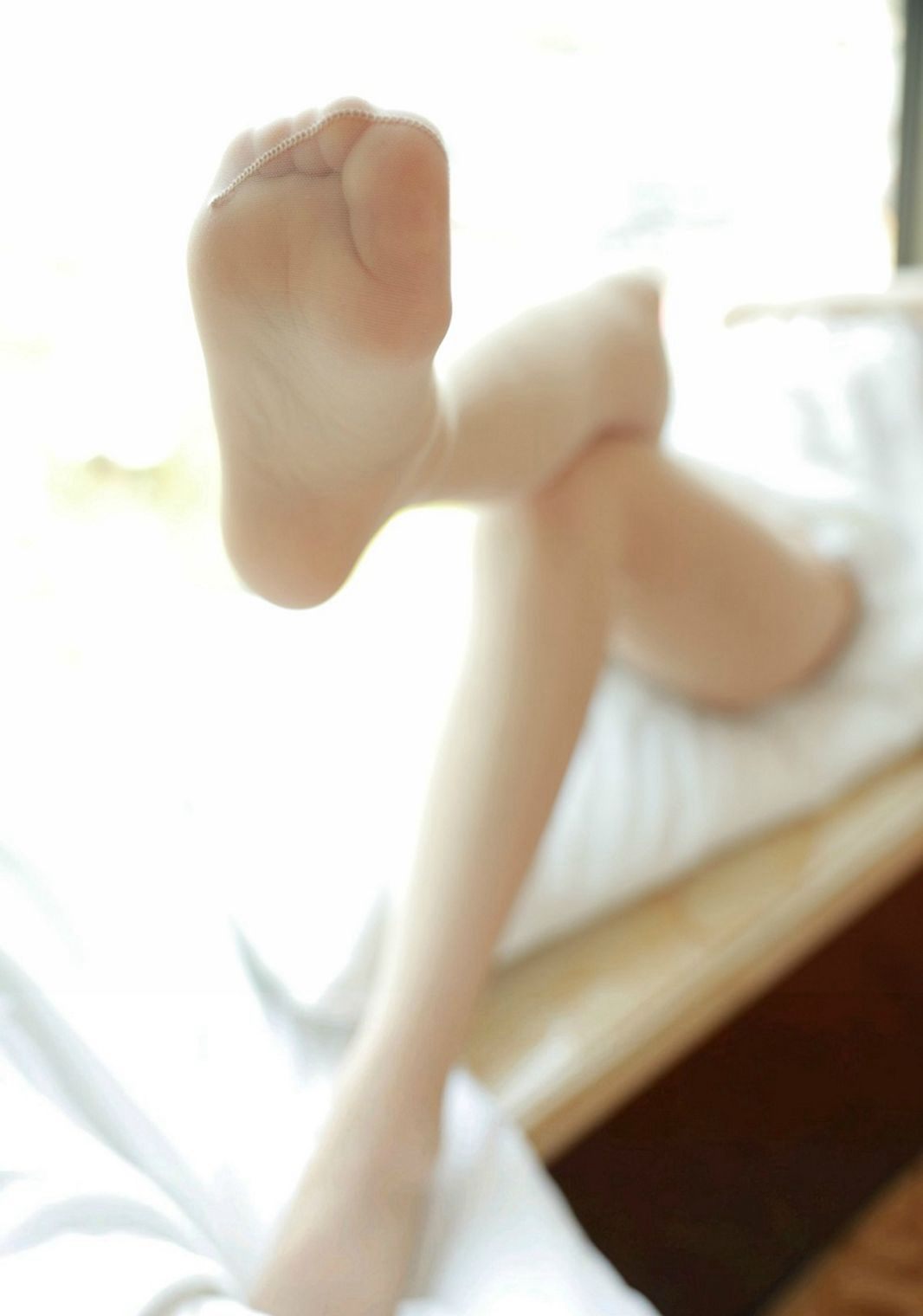 言沫完美青秀美女超诱惑美腿肉丝袜蕾丝情趣写真