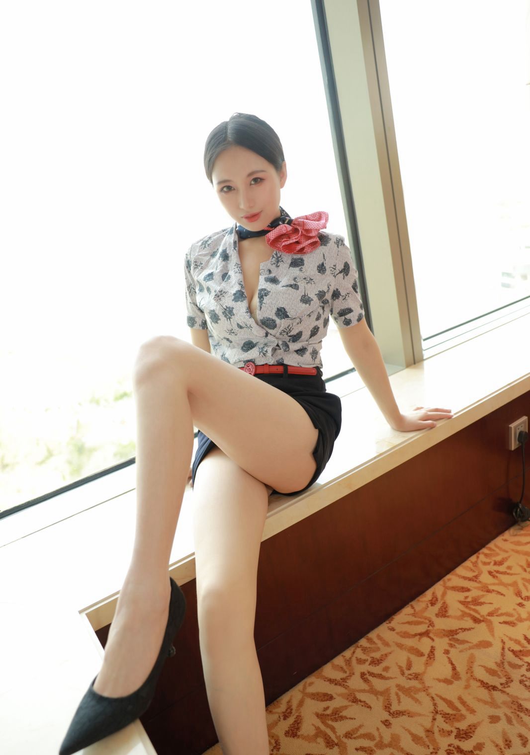 性感空姐制服诱惑月音瞳肉丝高跟丰满大胸