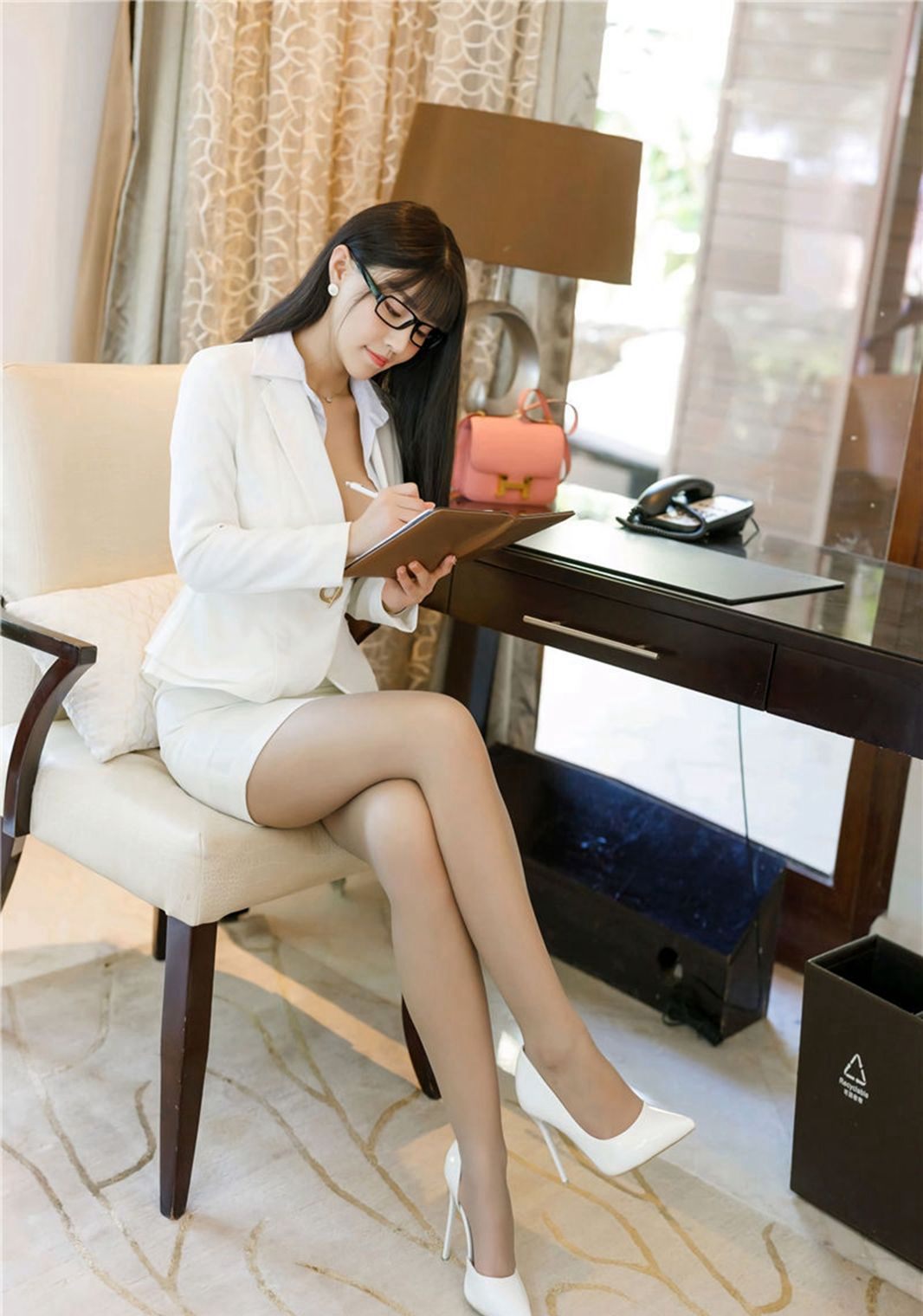 朱可儿Flower完美翘臀性感丁字裤诱惑私房人体艺