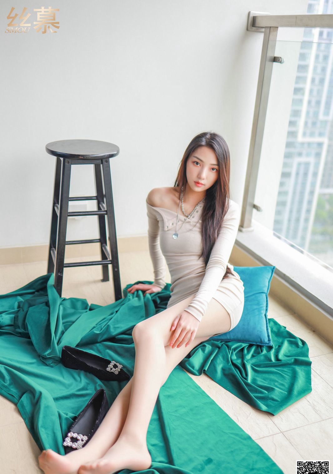 完美高颜值美女肉丝袜美腿玉足高清私房