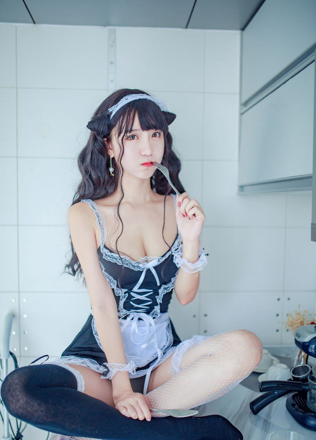 大尺度cos性感情趣内衣诱惑丝袜写真高清COSPLAY