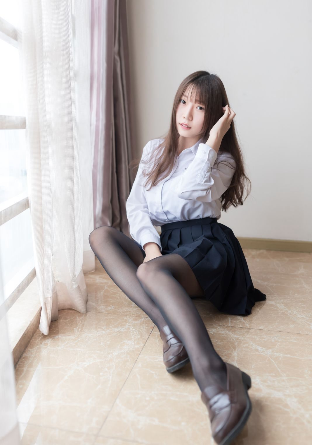 性感制服Cosplay美女大尺度香草喵露露黑丝图