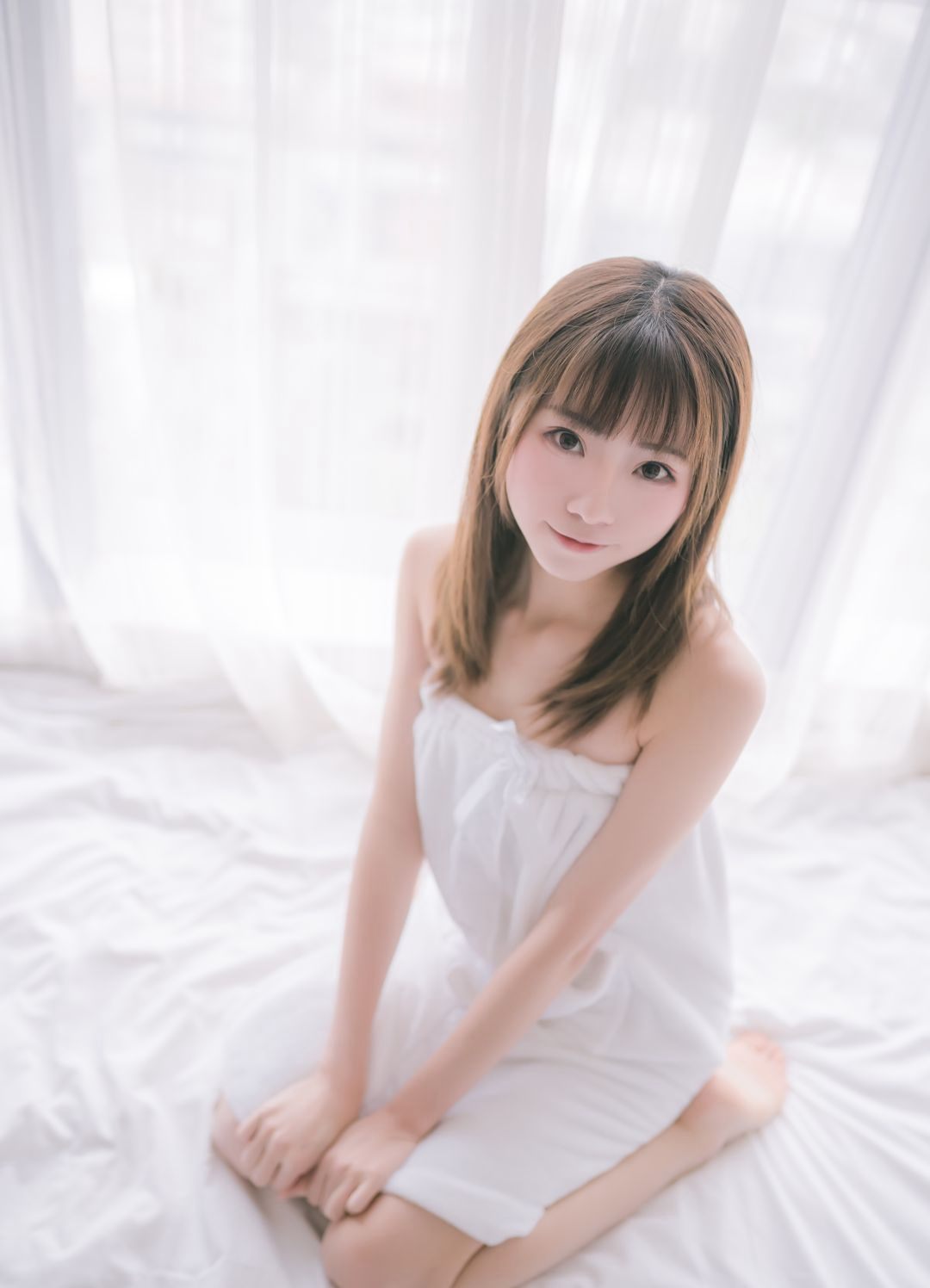 浴室美女大尺度cos无下限福利mm美腿图片