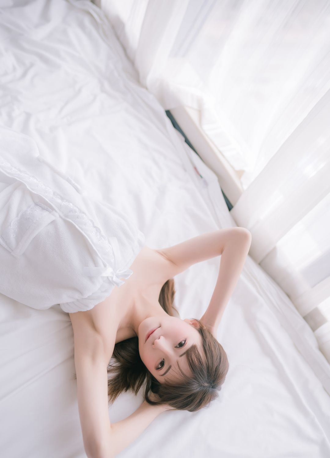 浴室美女大尺度cos无下限福利mm美腿图片