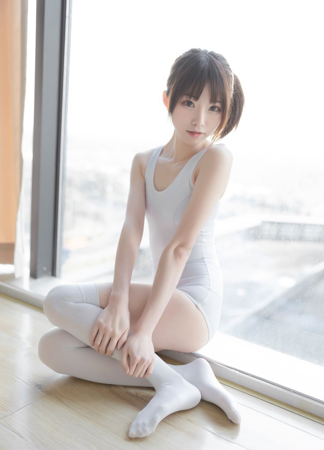 大尺度jk白丝超污Cosplay福利诱惑白丝袜图