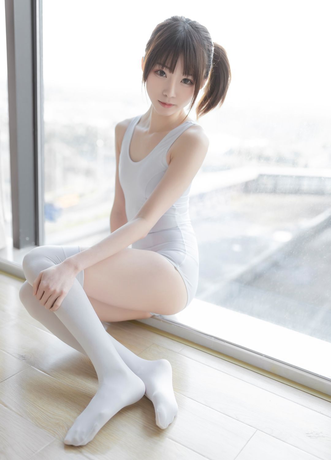 大尺度jk白丝超污Cosplay福利诱惑白丝袜图