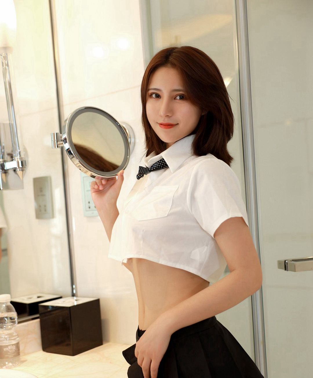 久久Aimee美女蜜汁凸起照诱惑黑丝袜高清巨乳