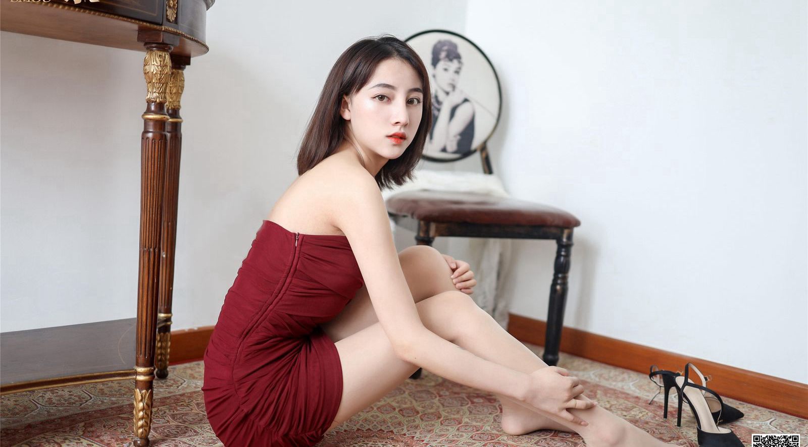 肉丝袜高跟美腿诱惑长腿模特私房写真