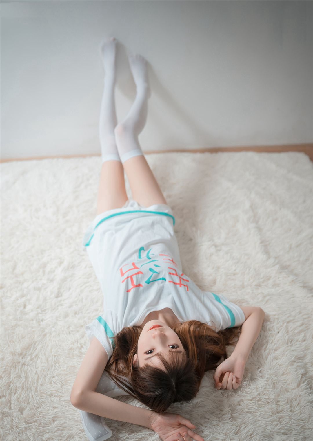 白丝足控极品美腿Cosplay美女大尺度性感写真