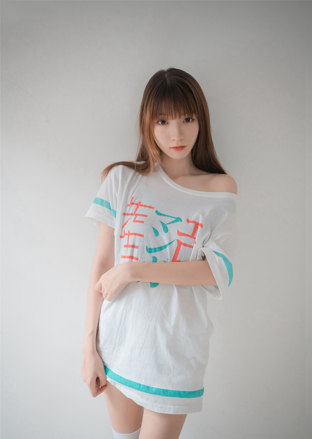 白丝足控极品美腿Cosplay美女大尺度性感写真