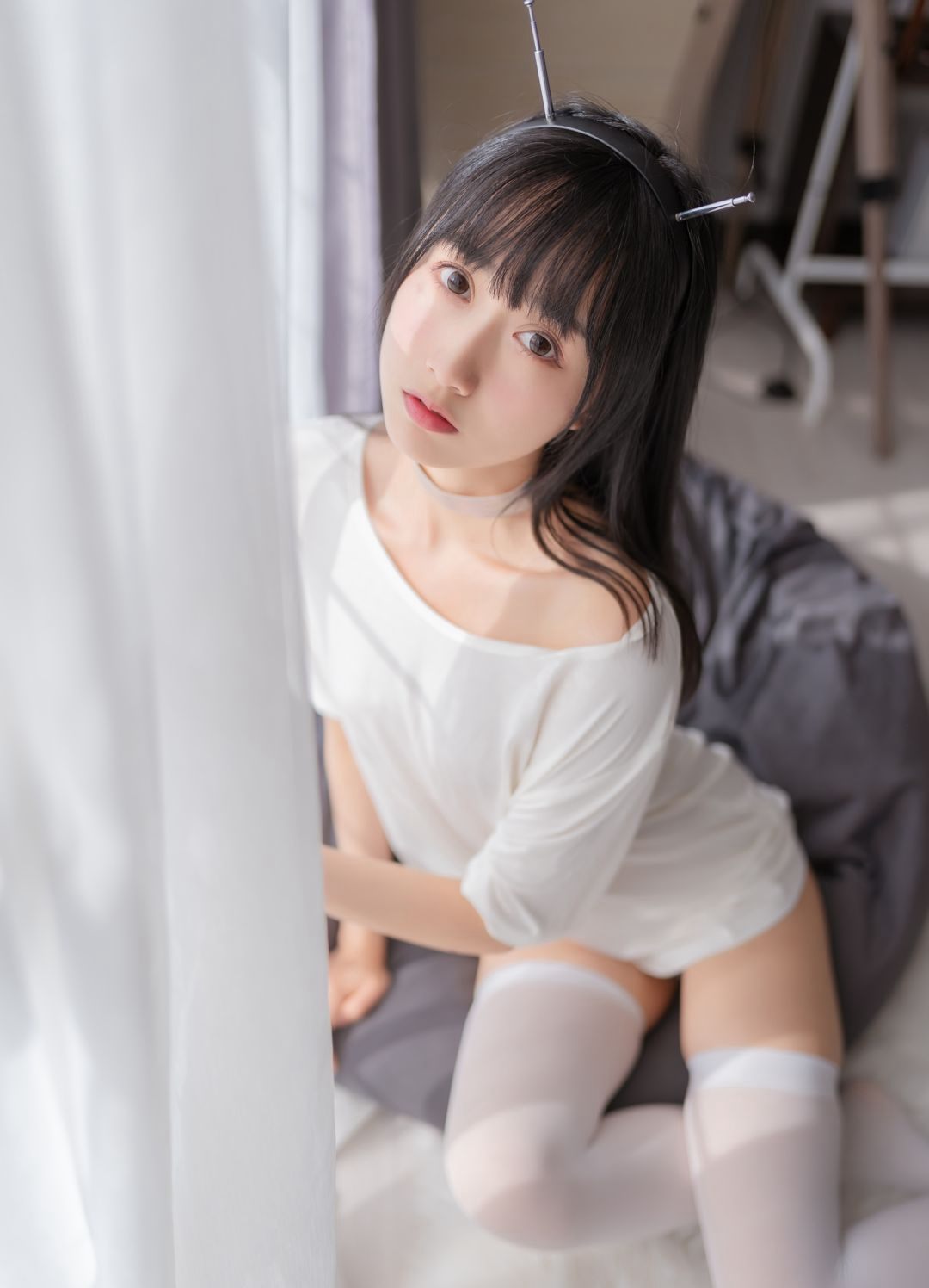 Cosplay极品黑丝大尺度超污白丝美腿美女福利图