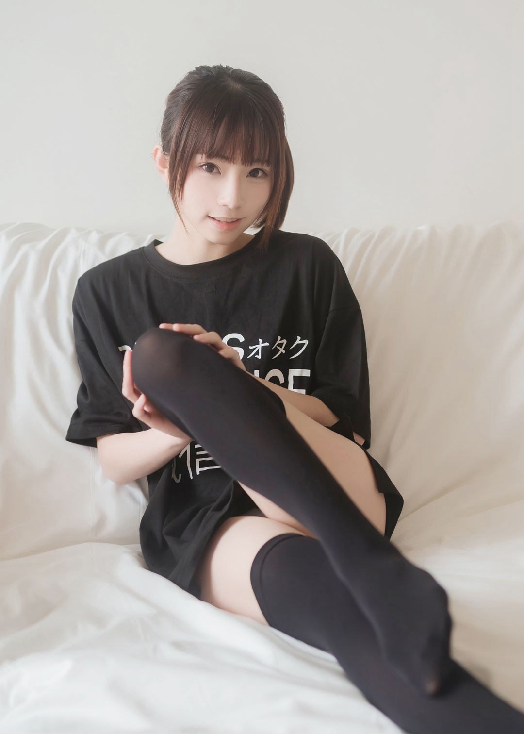 JK制服美女性感黑色过膝袜Cosplay大尺度图片