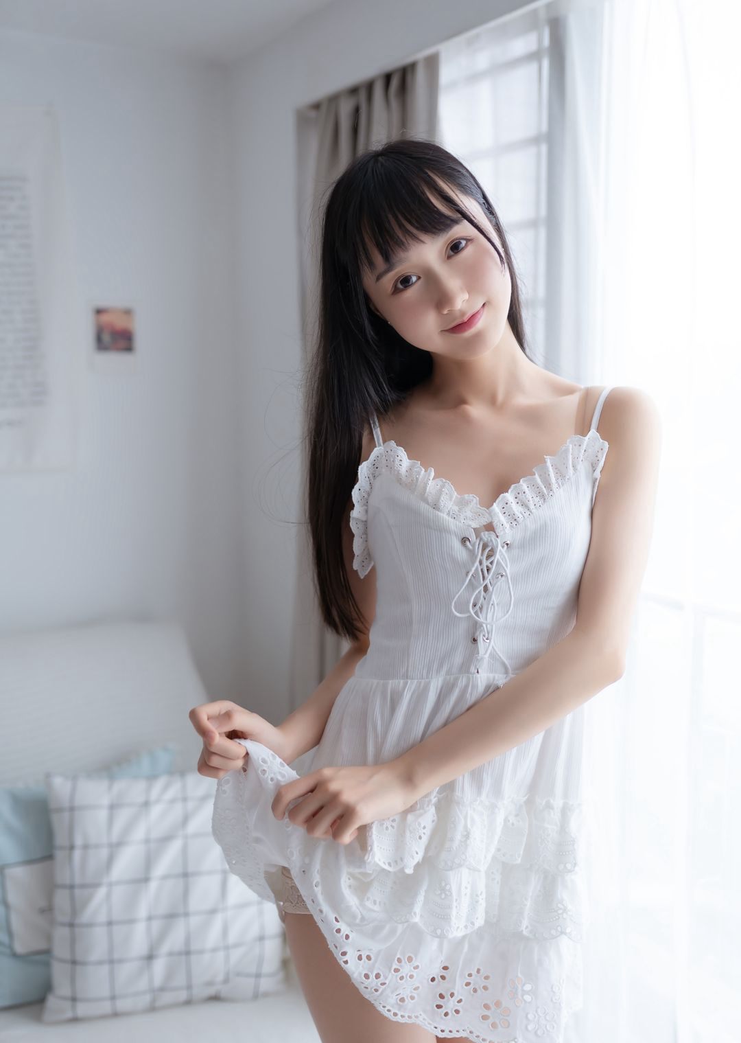 cos美女大尺度白皙皮肤诱惑美腿极品玉足令人垂涎