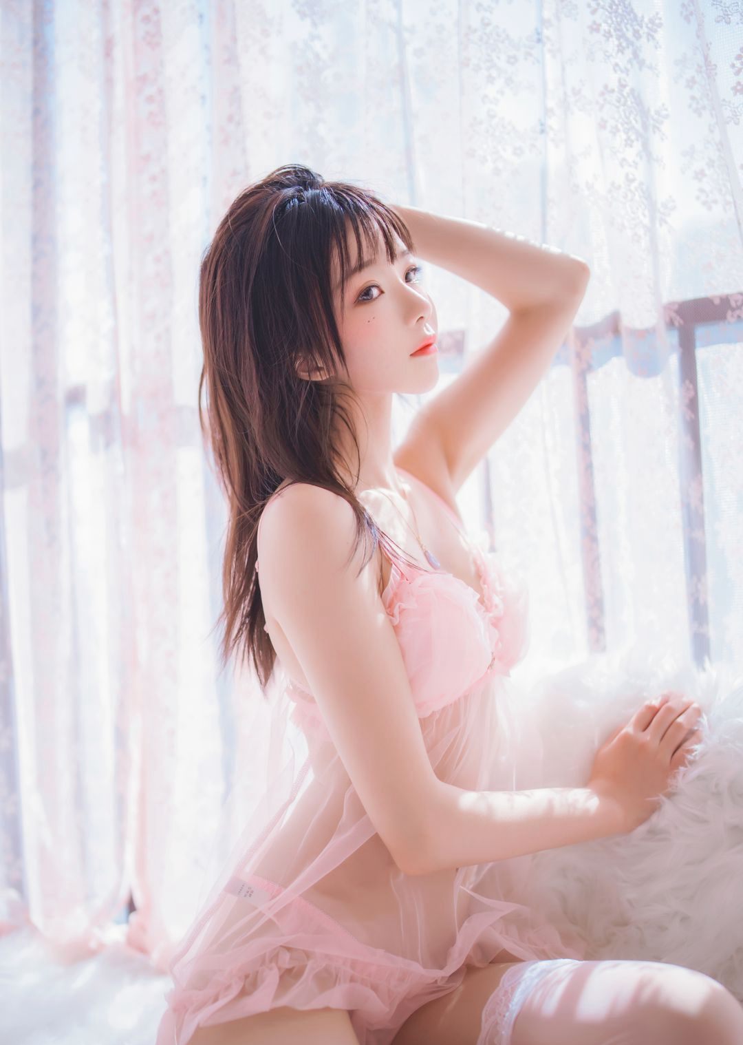 性感粉嫩的Cosplay美女极品白丝足控森罗财团