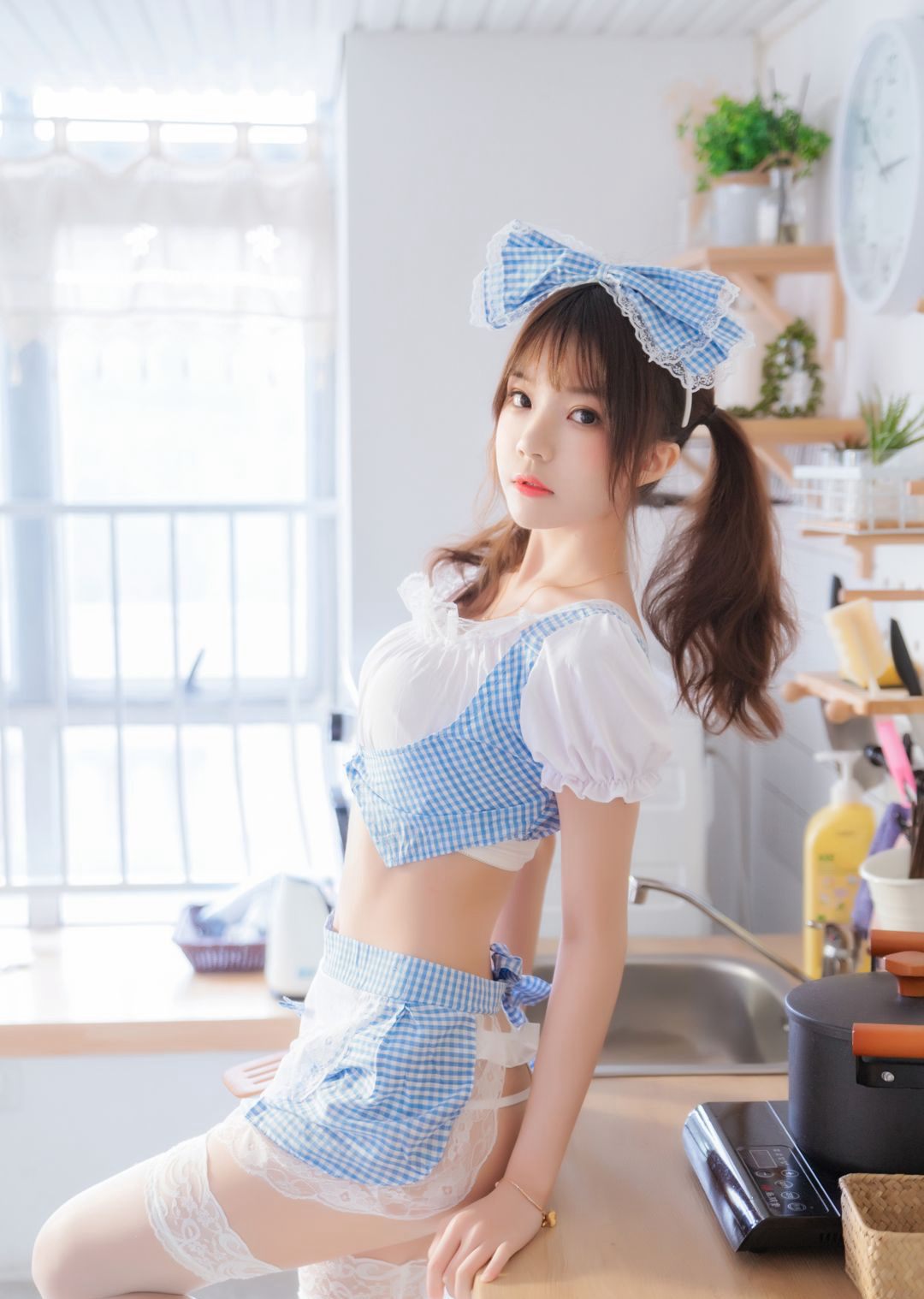 JK白丝袜美腿高颜值嫩白皮肤coser大尺度Cosplay