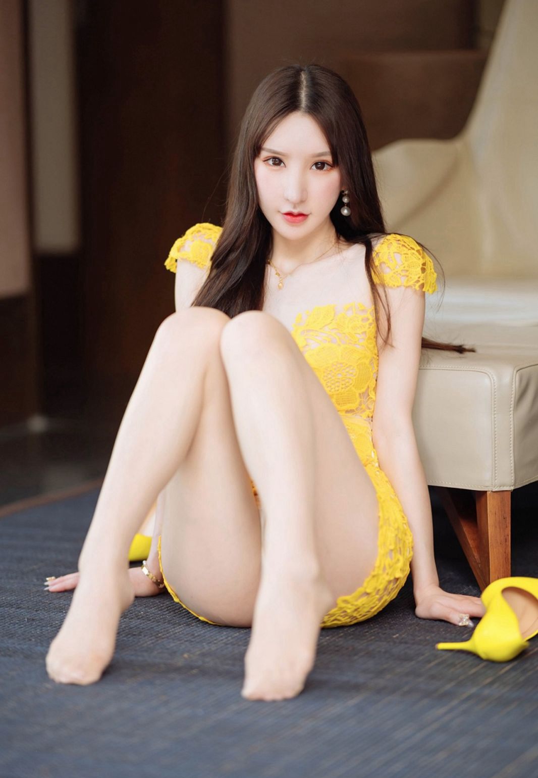 周于希Sandy高级酒店美腿肉丝袜高跟性感翘臀图片