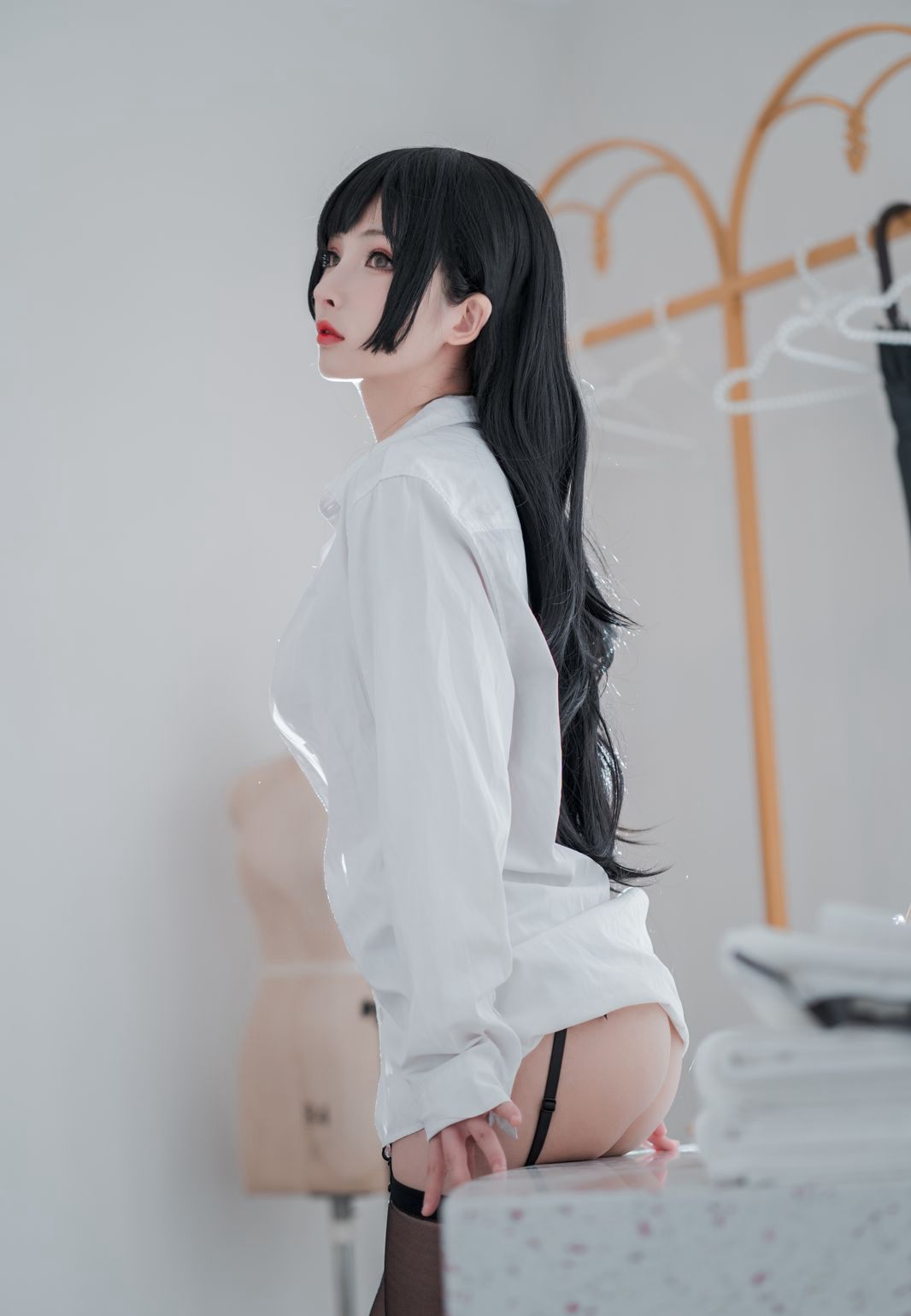 凉凉子cosplay福利黑丝袜美臀吊带情趣	大尺度cos