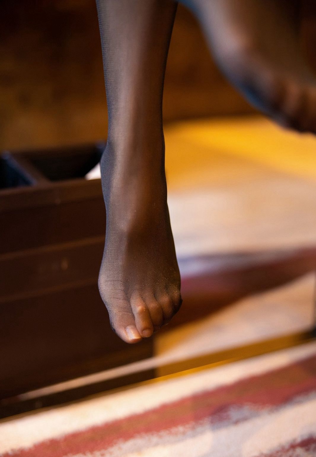 2020黑丝老师制服诱惑极品诱惑美腿短裙高清玉足大尺度