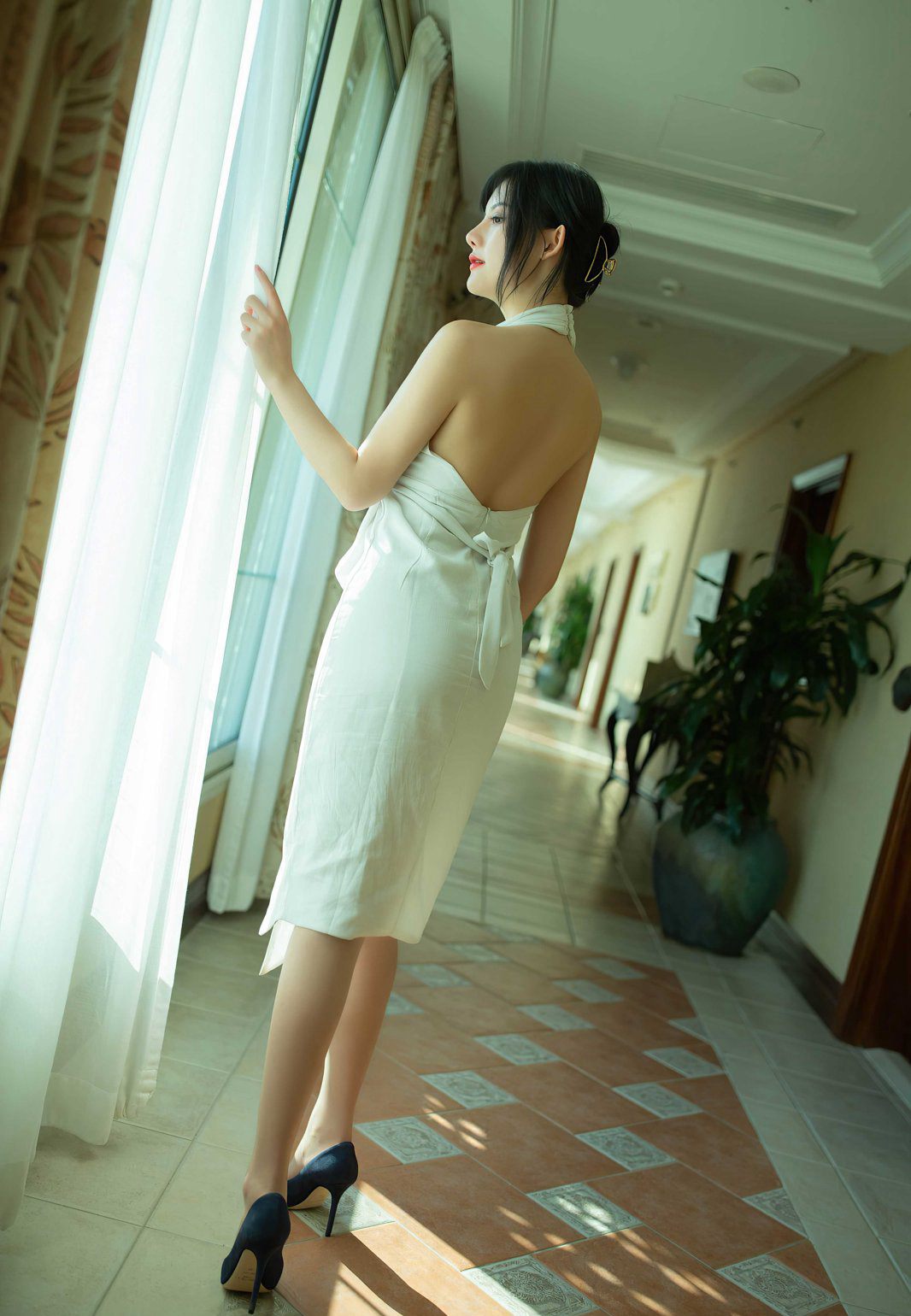 就是阿朱啊超薄肉丝无内风骚美少妇诱惑表情嫩白美腿玉足