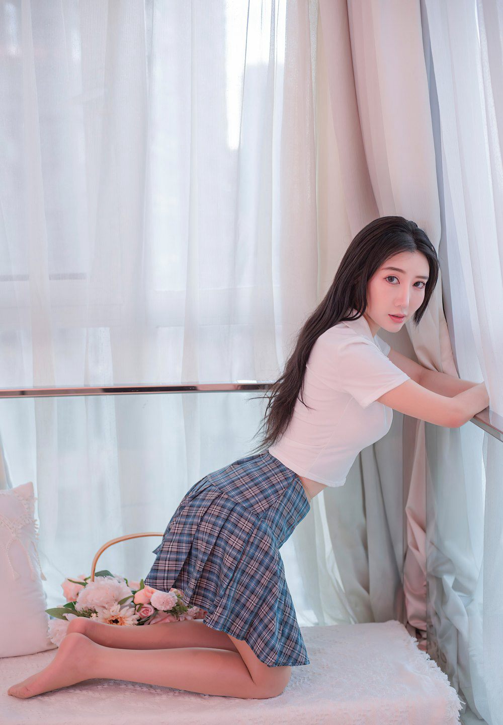 陈梦babe臀控后交极品JK短裙肉丝袜无内白嫩翘臀图片