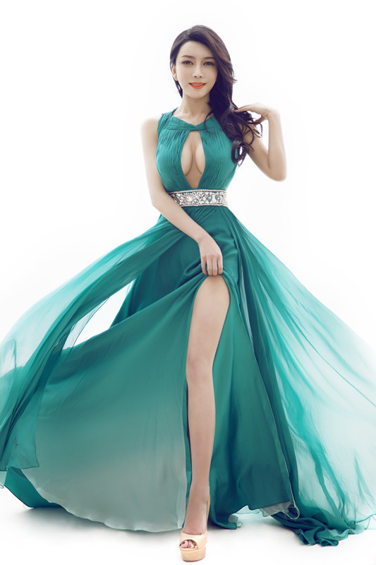 和服女神穆菲菲婀娜身材完美绝伦
