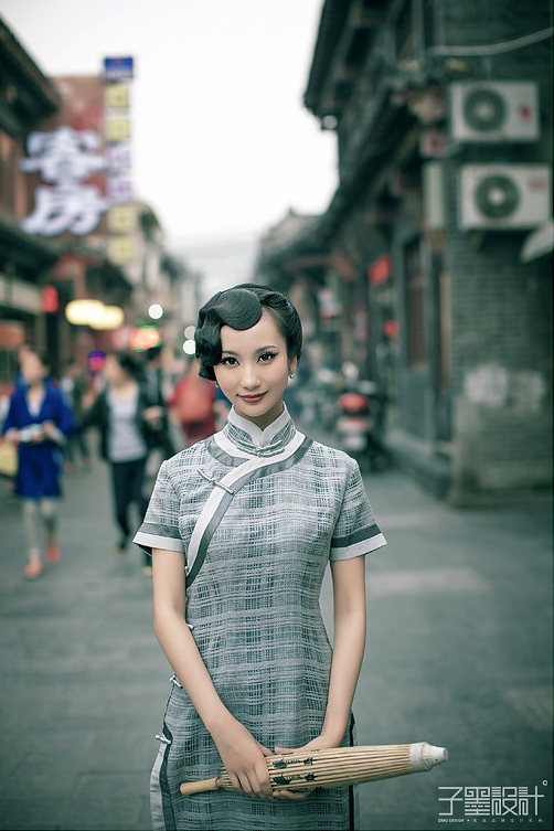 妩媚女神萌琪琪浴室湿身媚骨天成