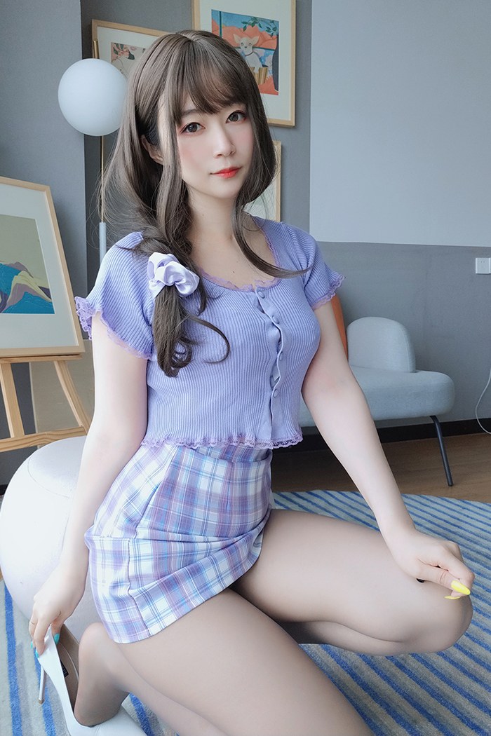 邻家小妹白银八一奶味酥胸灰丝勾魂