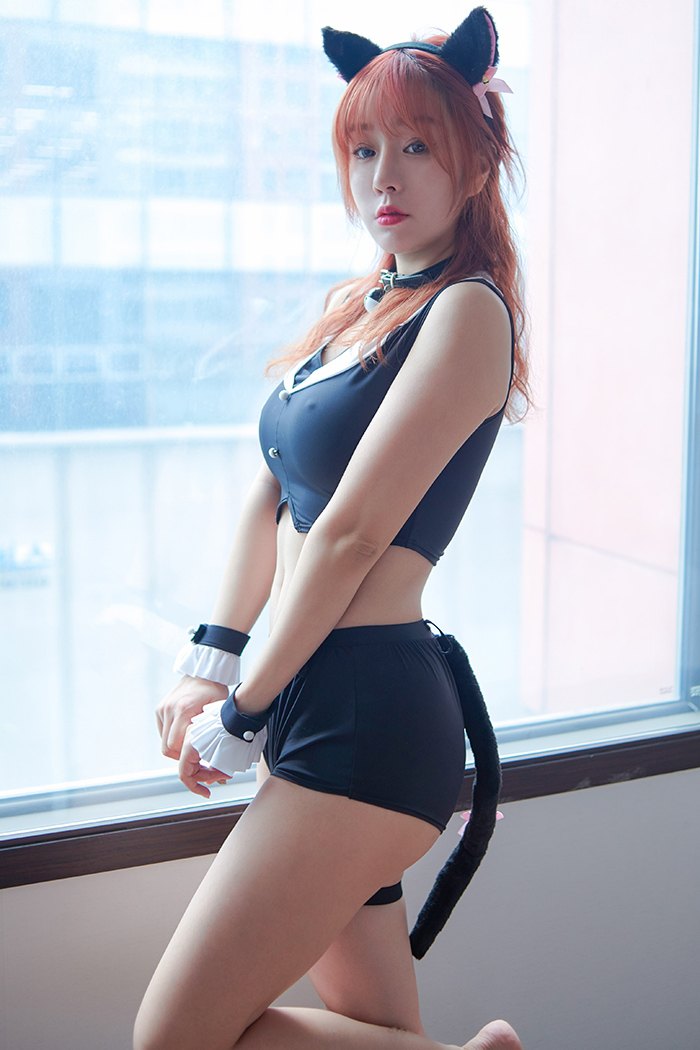 百变少女王雨纯白皙美乳疯狂裸露