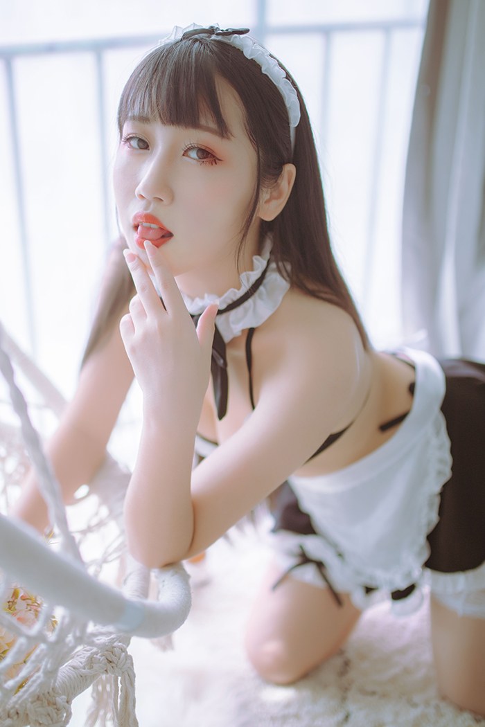 好色女仆利世与不呆猫的调教爱抚