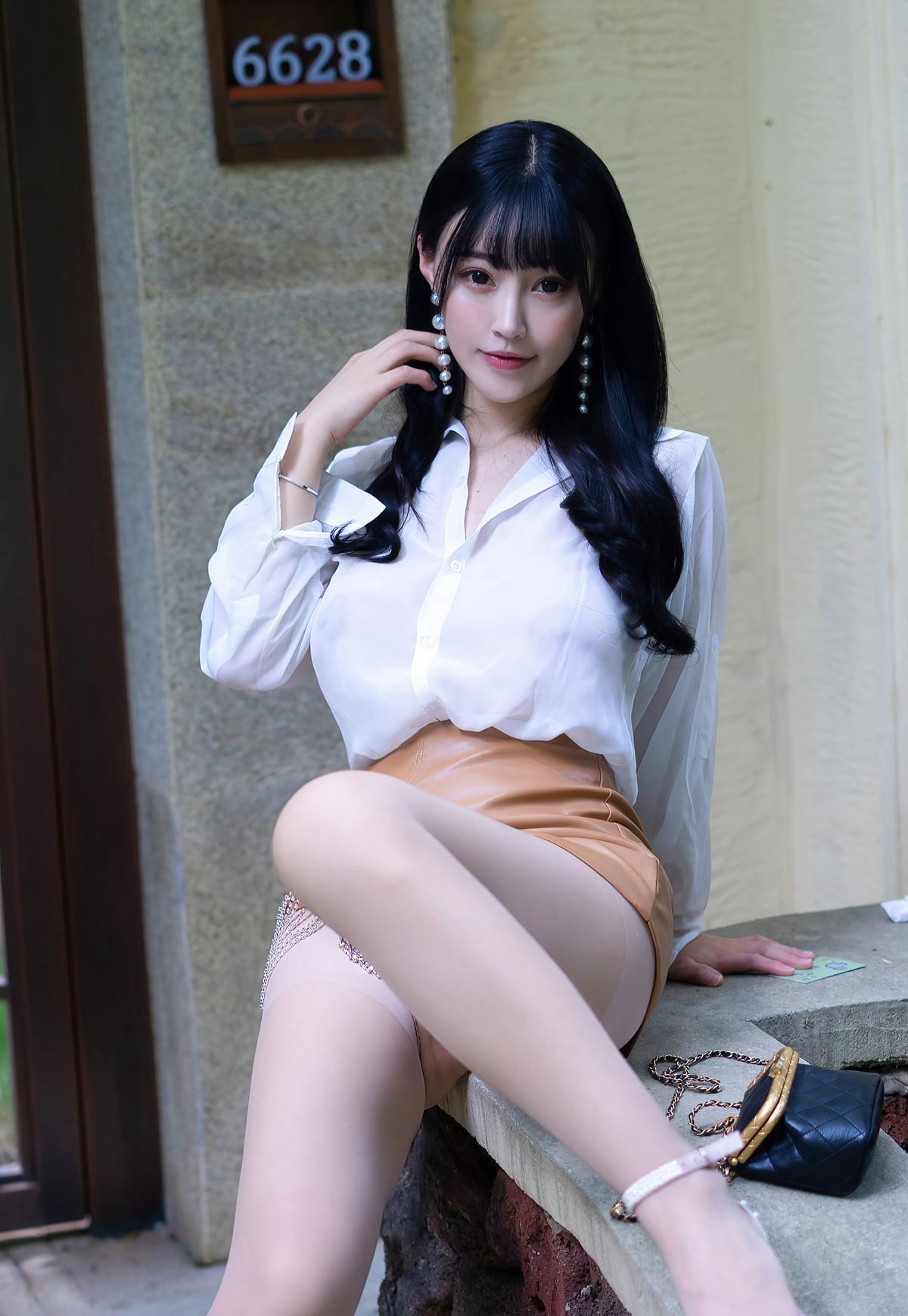 朱可儿2020丰满美腿肉丝袜高跟性感制服诱惑