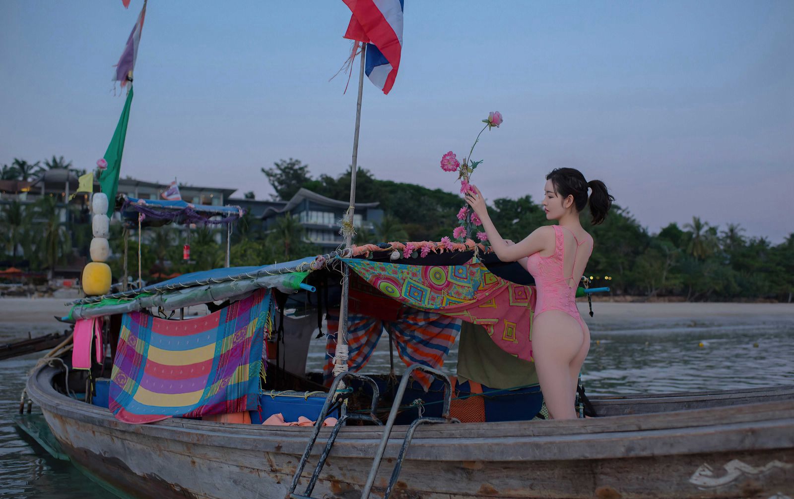 沈梦瑶2020最新图集海边性感丁字裤比基尼诱惑臀控福利