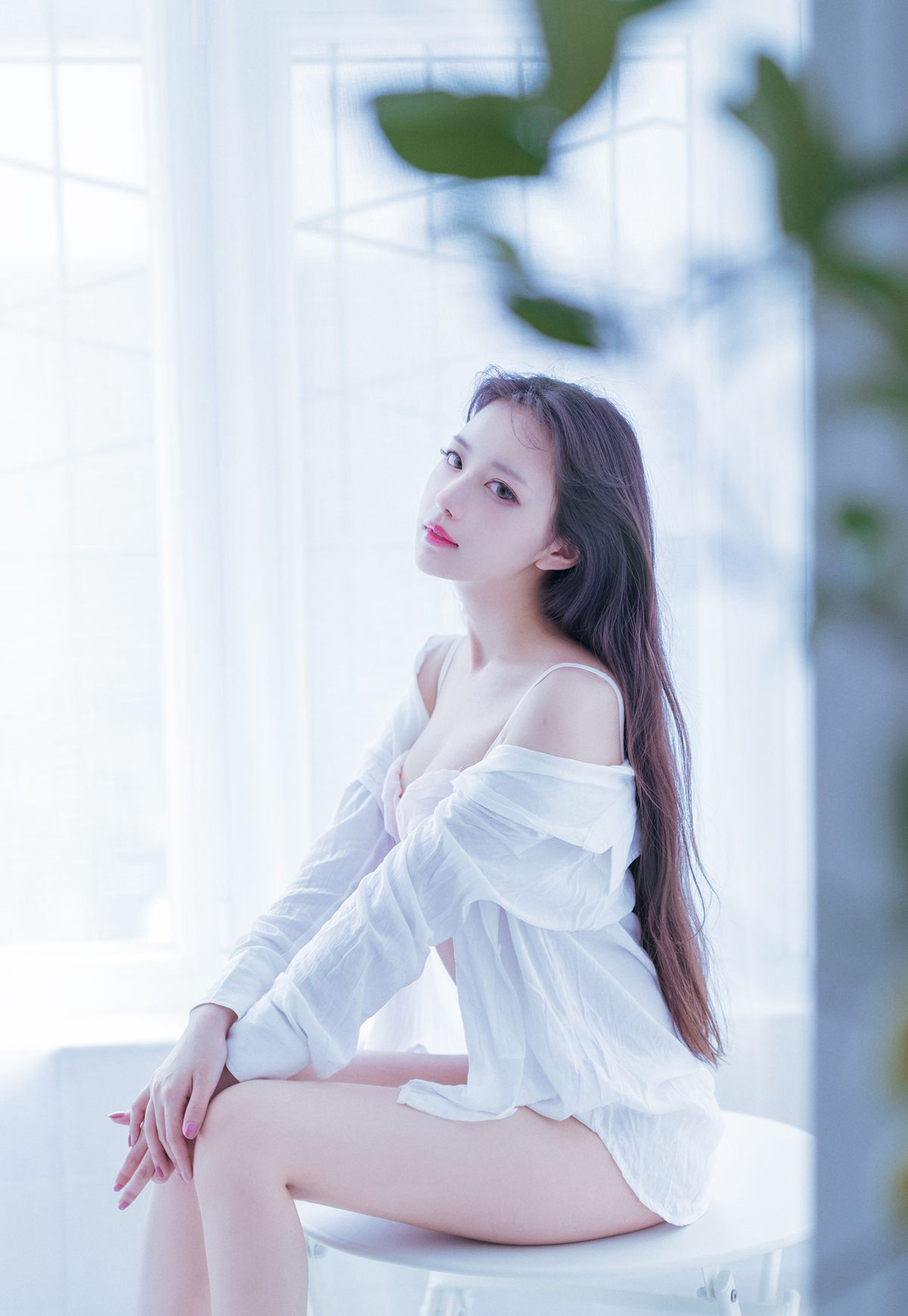 cosplay小鹿鹿白嫩皮肤性感美腿高颜值写真