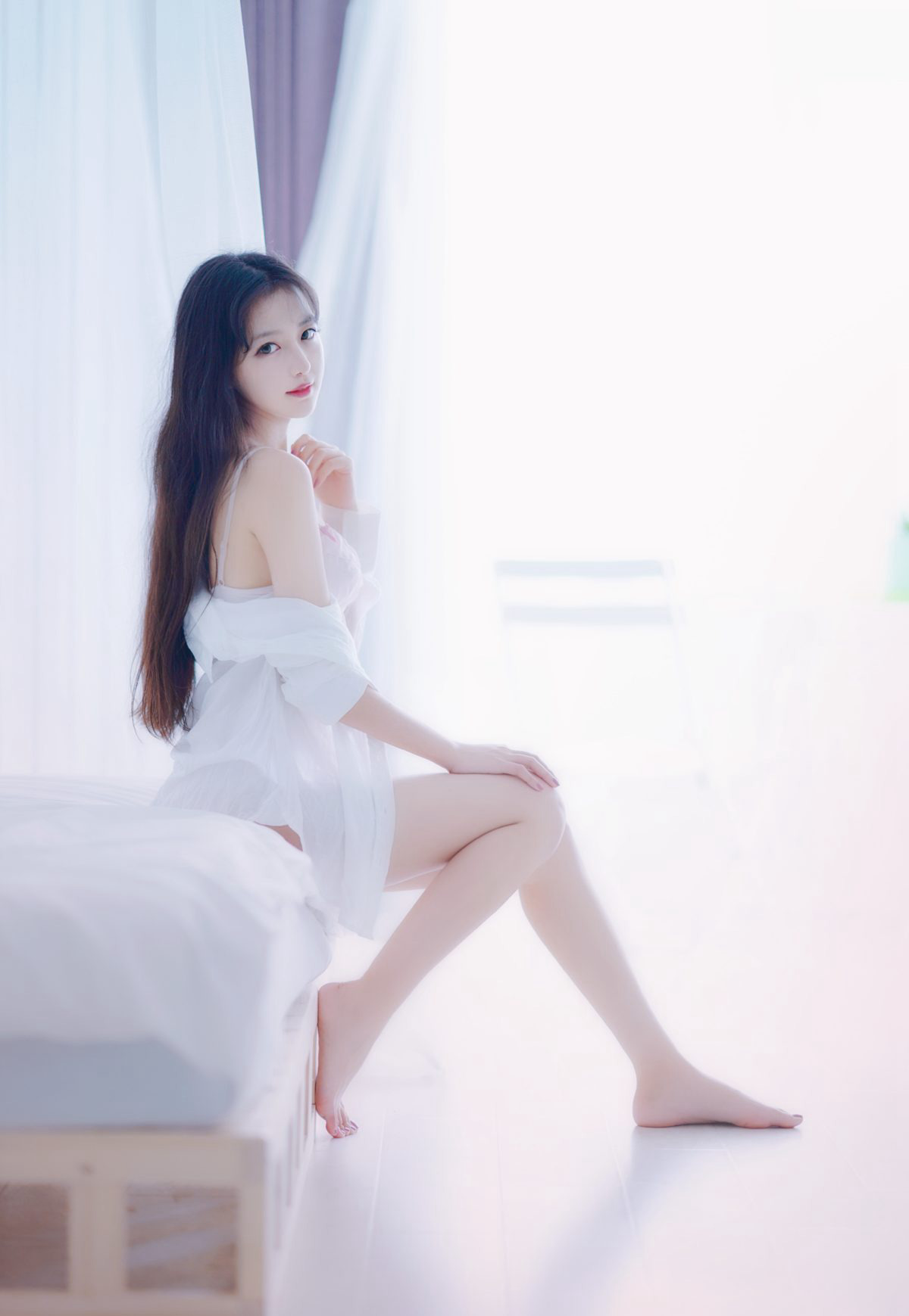 cosplay小鹿鹿白嫩皮肤性感美腿高颜值写真