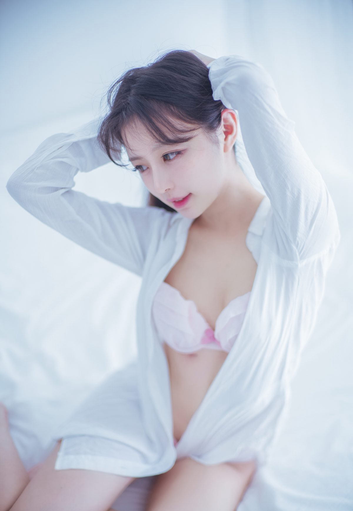 cosplay小鹿鹿白嫩皮肤性感美腿高颜值写真