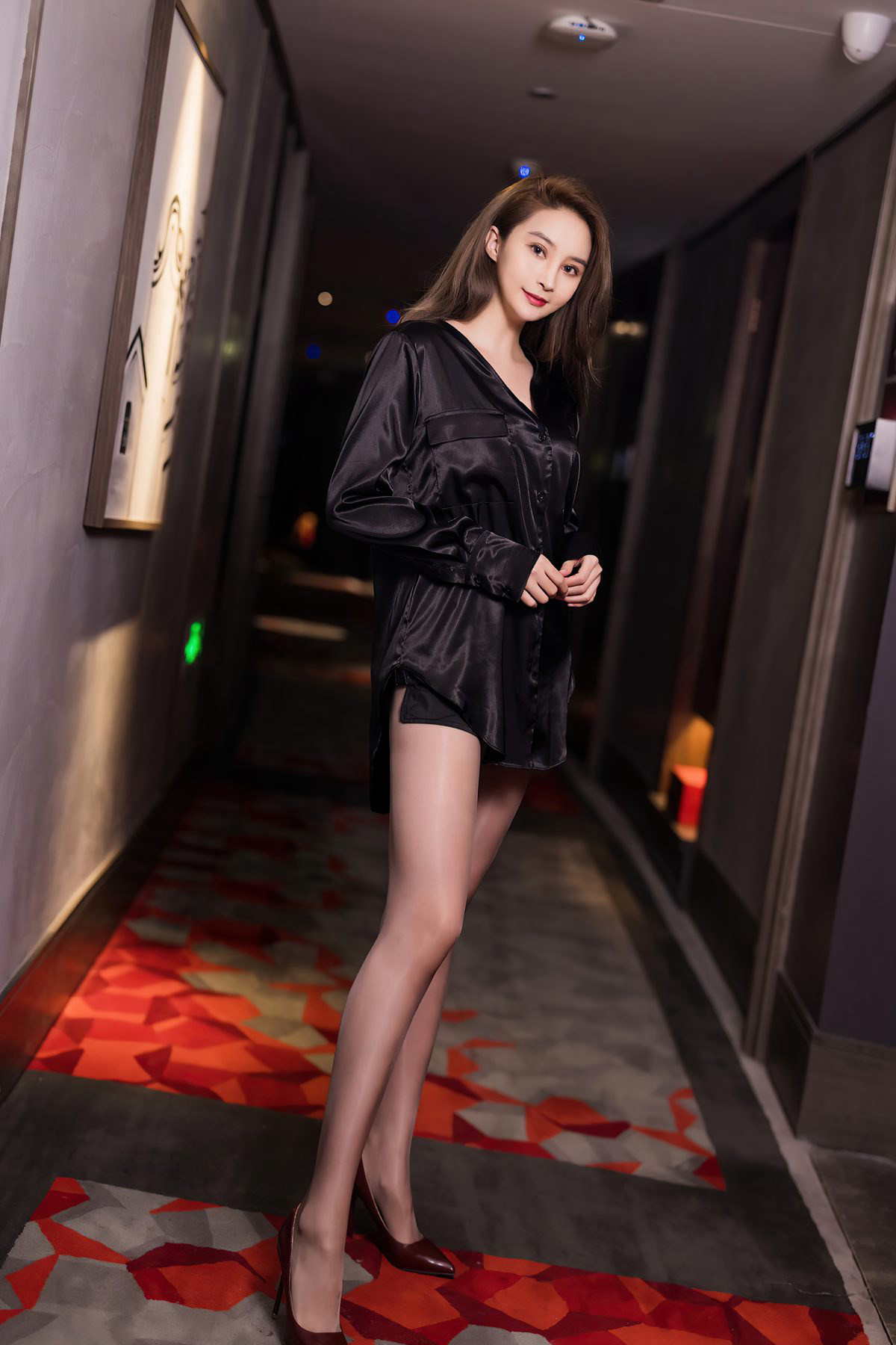 爱蜜社2020Jermy灰丝袜美腿白嫩玉足销魂尤物