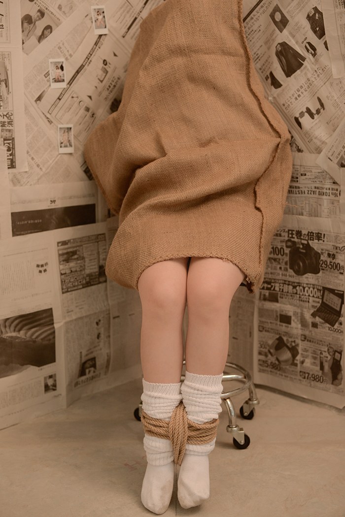 可爱萝莉肉肉酷爱束缚拍照随欲调教